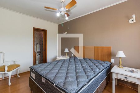 Casa à venda com 380m², 4 quartos e 3 vagasQuarto 3 Suite