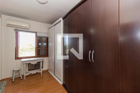 Casa à venda com 380m², 4 quartos e 3 vagasCloset da suíte 2