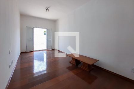 Casa à venda com 400m², 5 quartos e 2 vagasQuarto 3