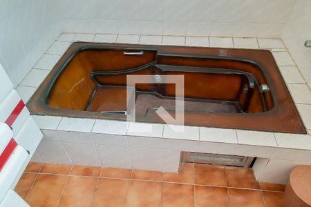 Casa à venda com 400m², 5 quartos e 2 vagasEdícula - Banheiro