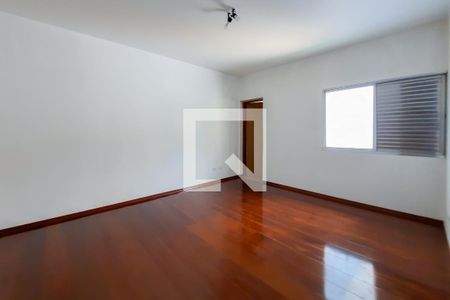 Casa à venda com 400m², 5 quartos e 2 vagasEdícula - Quarto 2