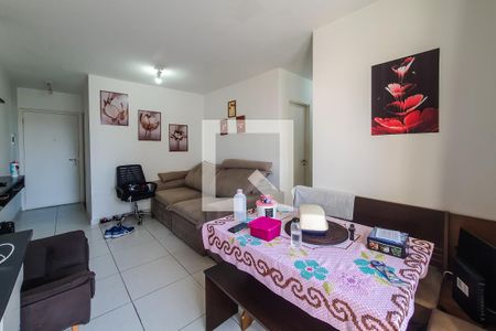 sala de apartamento para alugar com 3 quartos, 64m² em Cambuci, São Paulo