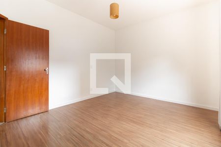 Quarto 1 de casa para alugar com 2 quartos, 130m² em Nazare, Belo Horizonte