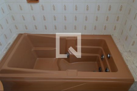 Apartamento à venda com 80m², 3 quartos e 1 vagaBanheira