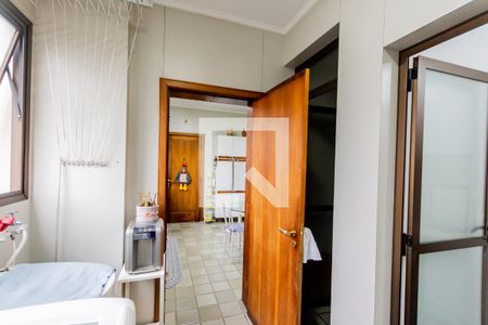 Apartamento para alugar com 156m², 3 quartos e 2 vagasÁrea de Serviço