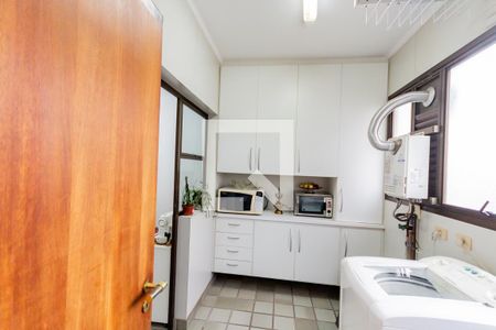 Apartamento para alugar com 156m², 3 quartos e 2 vagasÁrea de Serviço