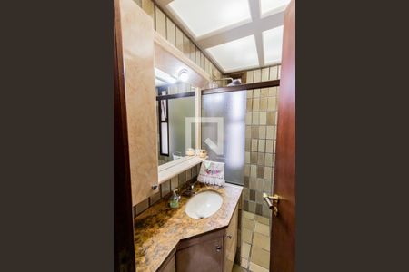 Apartamento para alugar com 156m², 3 quartos e 2 vagasBanheiro