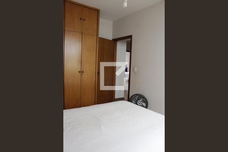 Casa à venda com 356m², 4 quartos e 4 vagasQuarto 2