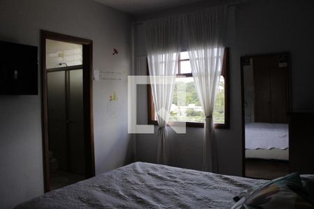 Casa à venda com 356m², 4 quartos e 4 vagasSuite 2