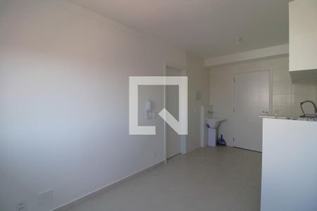 Sala de apartamento para alugar com 1 quarto, 27m² em Jardim Cidália, São Paulo