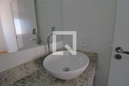 Pia do banheiro de apartamento para alugar com 1 quarto, 27m² em Jardim Cidália, São Paulo