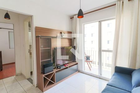 Sala de apartamento para alugar com 2 quartos, 60m² em Jardim Umarizal, São Paulo