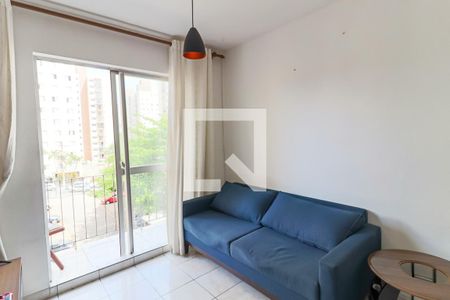 Sala de apartamento para alugar com 2 quartos, 60m² em Jardim Umarizal, São Paulo