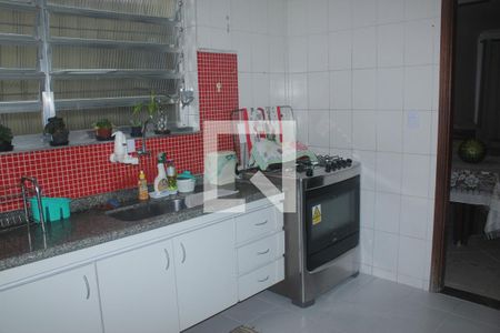 Casa à venda com 92m², 3 quartos e 2 vagasCozinha