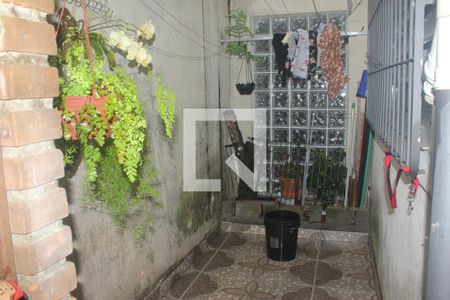 Casa à venda com 92m², 3 quartos e 2 vagasQuintal