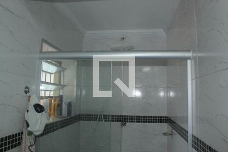 Casa à venda com 92m², 3 quartos e 2 vagasBanheiro