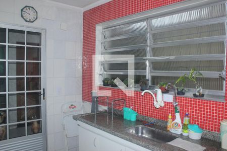 Casa à venda com 92m², 3 quartos e 2 vagasCozinha