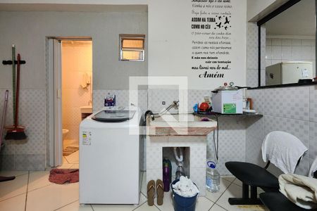 Casa à venda com 102m², 3 quartos e 2 vagas Casa à venda com 102m², 3 quartos e 2 vagasÁrea de Serviço