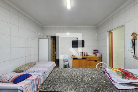 Casa à venda com 102m², 3 quartos e 2 vagas Casa à venda com 102m², 3 quartos e 2 vagasCozinha / Quarto