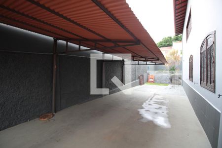 Casa à venda com 240m², 5 quartos e 8 vagasGaragem