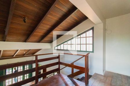 Casa à venda com 250m², 3 quartos e 2 vagasMezanino