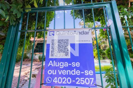 Casa à venda com 250m², 3 quartos e 2 vagasFachada