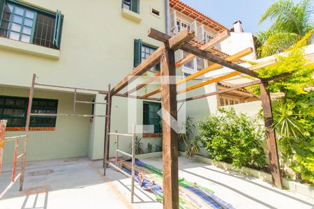 Casa à venda com 250m², 3 quartos e 2 vagasÁrea Externa
