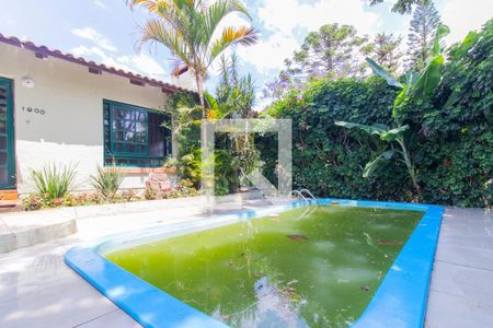 Casa à venda com 250m², 3 quartos e 2 vagasFachada