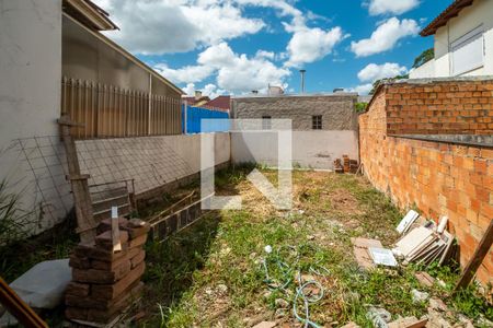 Casa à venda com 50m², 2 quartos e 1 vagaQuintal