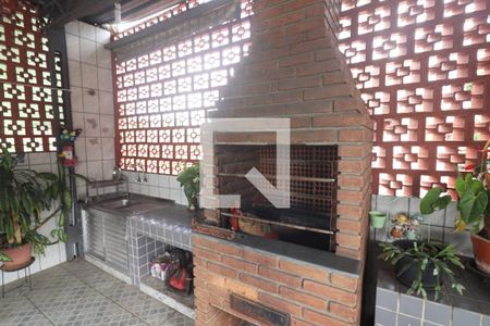 Casa à venda com 190m², 5 quartos e 2 vagasChurrasqueira