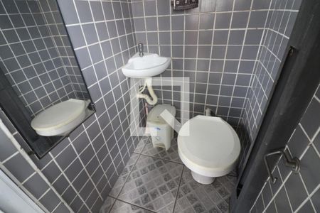 Casa à venda com 190m², 5 quartos e 2 vagasBanheiro 2