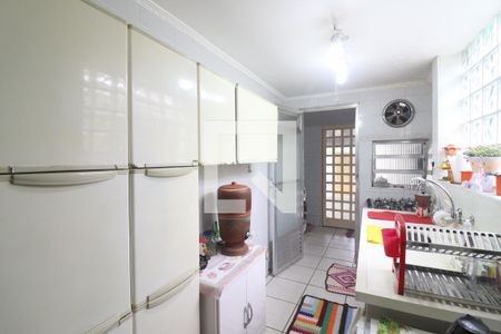 Casa à venda com 190m², 5 quartos e 2 vagasCozinha 