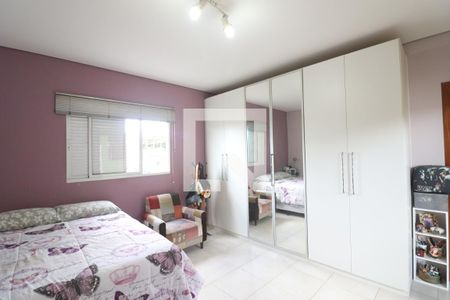 Casa à venda com 190m², 5 quartos e 2 vagasQuarto 4