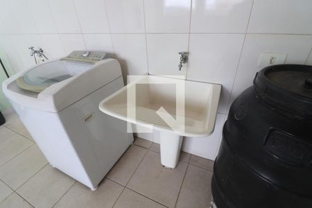 Casa à venda com 190m², 5 quartos e 2 vagasÁrea de Serviço