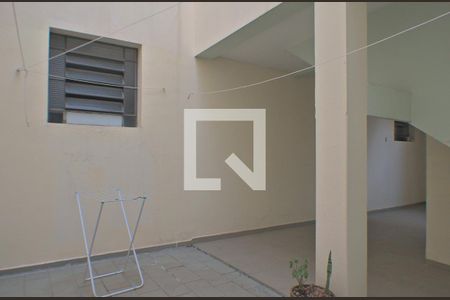 Casa à venda com 260m², 6 quartos e 3 vagas Casa à venda com 260m², 6 quartos e 3 vagasArea de luz