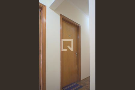 Casa à venda com 260m², 6 quartos e 3 vagas Casa à venda com 260m², 6 quartos e 3 vagasAcesso Quarto 1 – (alugado durante sessão)