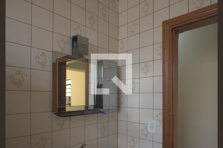 Casa à venda com 260m², 6 quartos e 3 vagas Casa à venda com 260m², 6 quartos e 3 vagasBanheiro Social