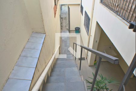 Casa à venda com 260m², 6 quartos e 3 vagas Casa à venda com 260m², 6 quartos e 3 vagasAcesso Quintal