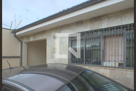 Casa à venda com 260m², 6 quartos e 3 vagas Casa à venda com 260m², 6 quartos e 3 vagasGaragem
