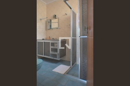 Casa à venda com 260m², 6 quartos e 3 vagas Casa à venda com 260m², 6 quartos e 3 vagasBanheiro da Suíte 1