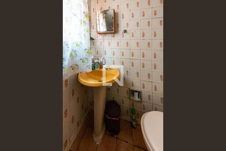 Casa à venda com 125m², 3 quartos e 2 vagasBanheiro 