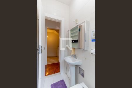 Casa à venda com 264m², 4 quartos e 3 vagasBanheiro Social 2 - terceiro andar