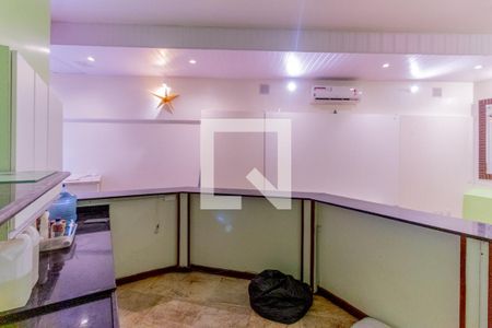 Casa à venda com 264m², 4 quartos e 3 vagasCozinha 1 - primeiro andar