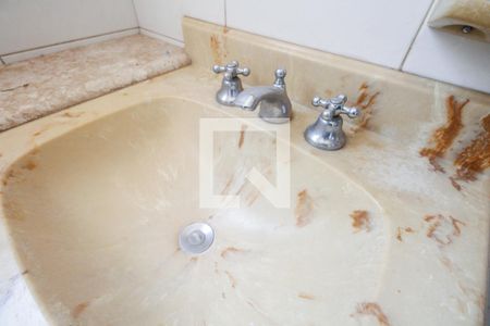 Casa à venda com 260m², 3 quartos e 2 vagasBanheiro Suíte (Casa 02)