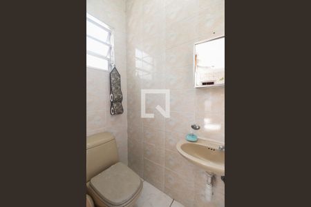 Casa à venda com 260m², 3 quartos e 2 vagasLavabo