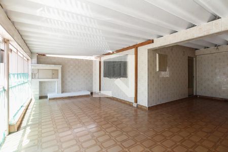 Casa à venda com 260m², 3 quartos e 2 vagasGaragem