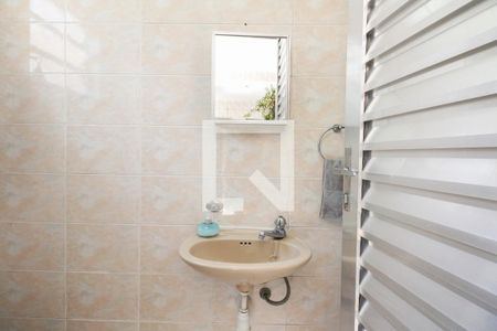 Casa à venda com 260m², 3 quartos e 2 vagasLavabo