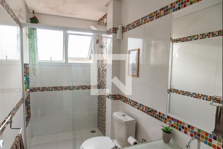 Casa à venda com 378m², 4 quartos e 3 vagasBanheiro 2