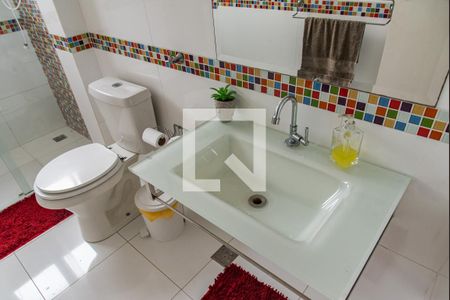 Casa à venda com 378m², 4 quartos e 3 vagasBanheiro 2