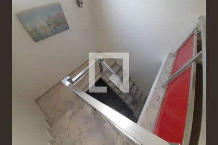 Casa à venda com 356m², 4 quartos e 6 vagas